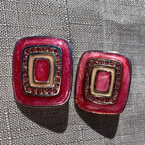 Vintage clip-on earrings pink and beige enameled w/ pink rhinestones